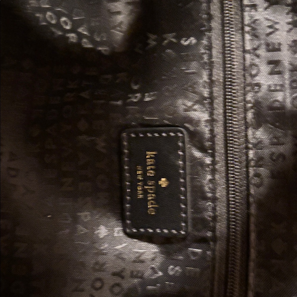 Kate Spade Wicklow court bag white and black - hard to find - Picture 8 of 10